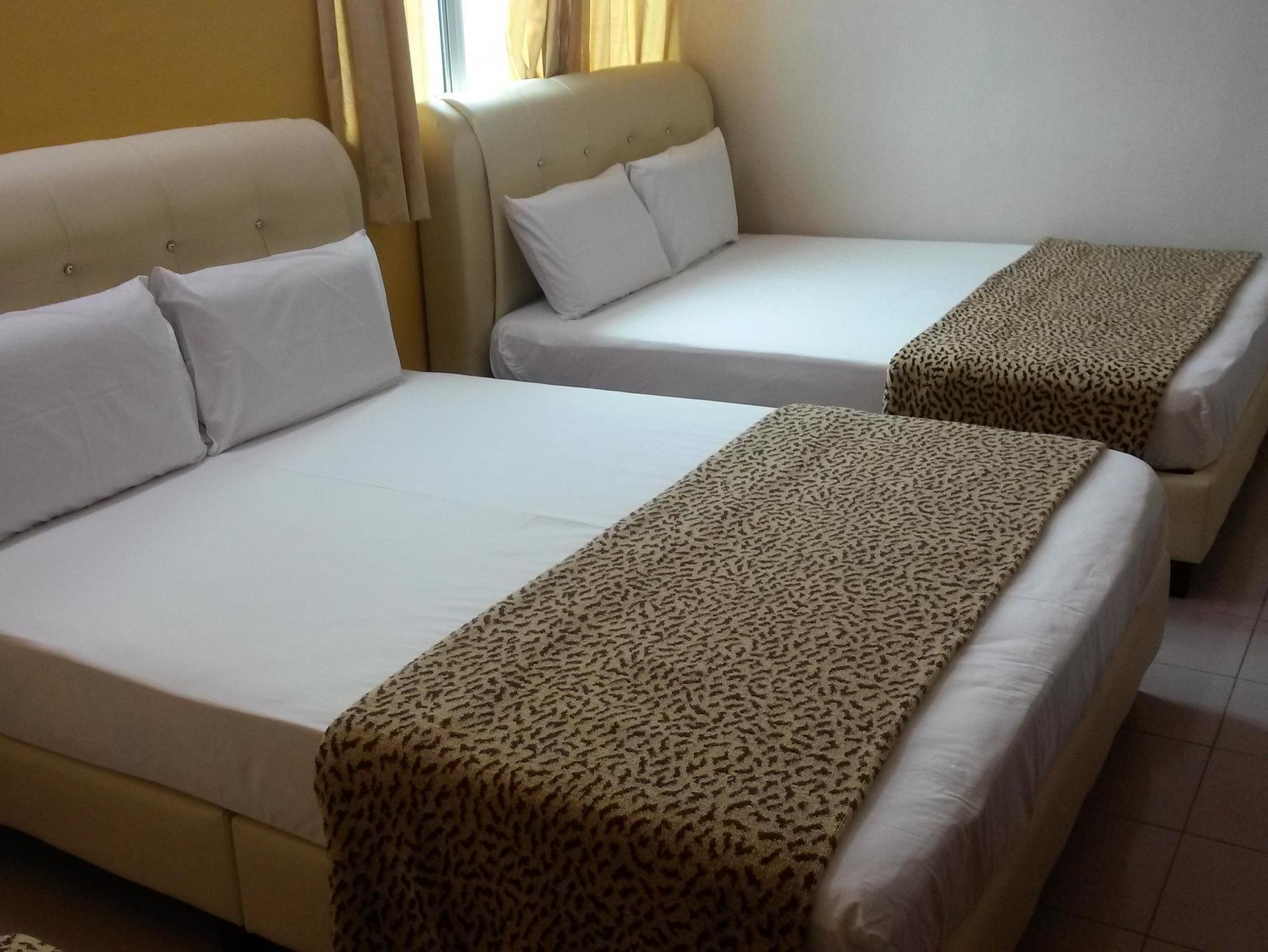 Megastar Inn Vacation Stay Kangar Esterno foto